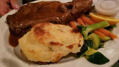 Capri Pizza & Steak House