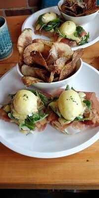 J's Apron Brunch Cafe