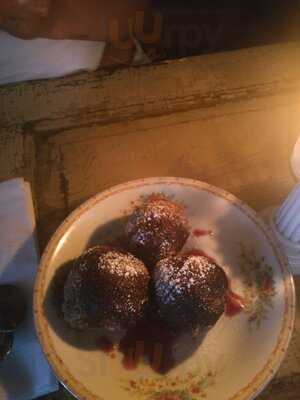 Local Kitchen & Wine Bar