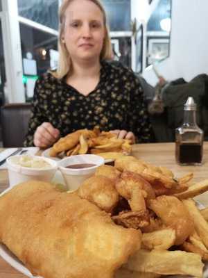Len Duckworth's Fish And Chips