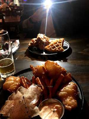 Chimac Pub & Fried Chicken