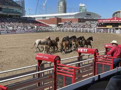 Clubhouse Rustic Kitchen