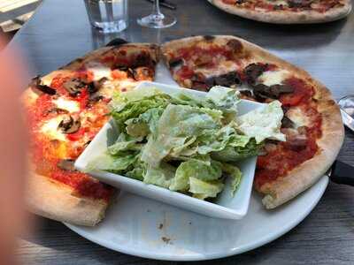 Lambretta Pizzeria East