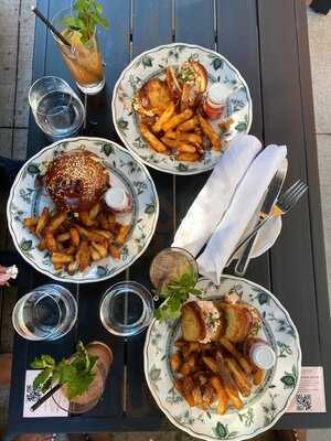 Clockwork Champagne & Cocktails