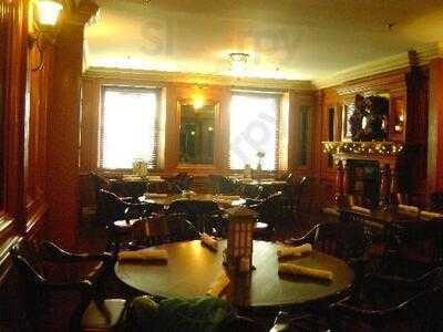 Baton Rouge Steakhouse & Bar