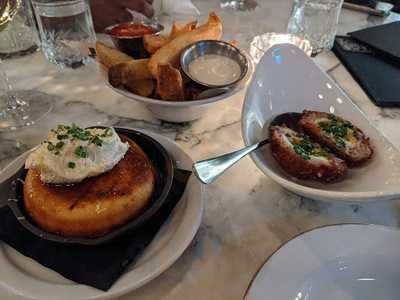 Weslodge Bar And Grill