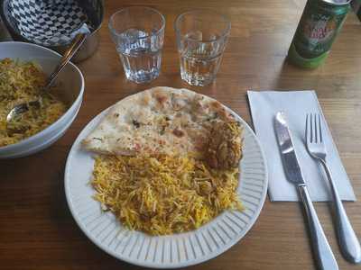 Chillies - Pakistani Restaurant