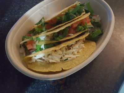 Mucho Burrito Kennedy Commons