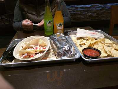 Mucho Burrito Kennedy Commons