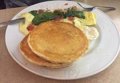 Smitty's Restaurant & Lounge