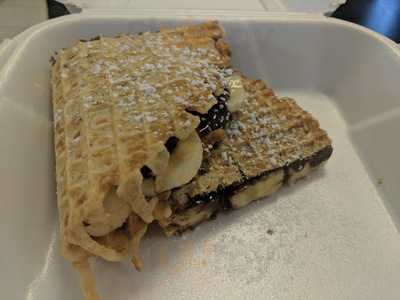 Yeh! Frozen Yogurt & Cafe Alexis Nihon