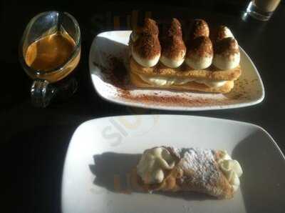 Espressamente Illy Toronto