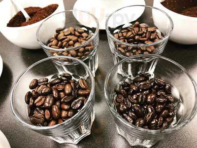 Cafe Con Leche Esoresso Bar