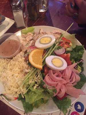 Pj's Pub Restaurant/bar