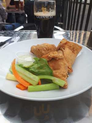 Pj's Pub Restaurant/bar