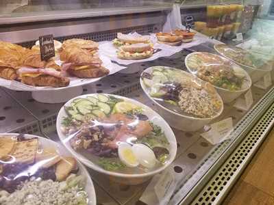 Green Cafe Westmount