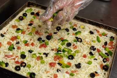 Chicago Deep Dish Pizza