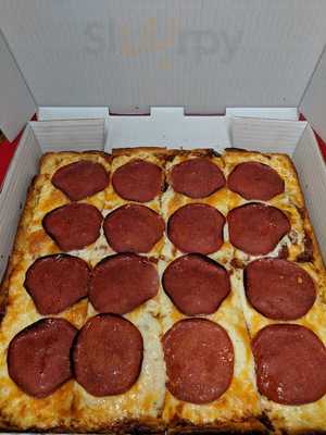 Chicago Deep Dish Pizza