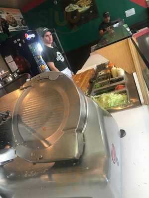 Dagwoods La Sandwicherie