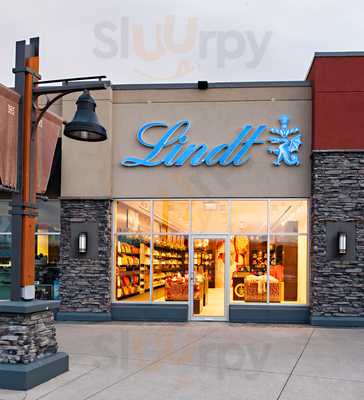 Lindt Chocolate Shop - Deerfoot Meadows