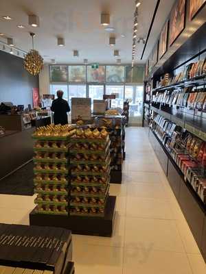 Lindt Chocolate Shop - Deerfoot Meadows