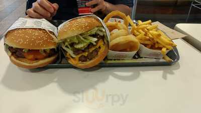 Fatburger - Bankers Hall