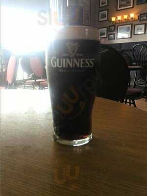 Muckish Irish Pub
