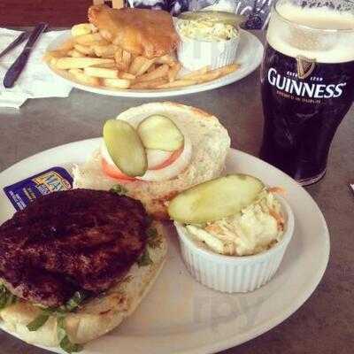 Peter G's Bar And Grill