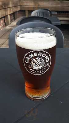 The Bar With No Name