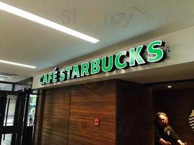 Starbucks Alexis Nihon