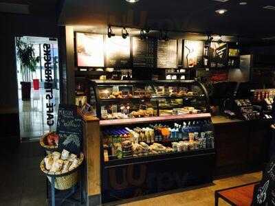 Starbucks Alexis Nihon