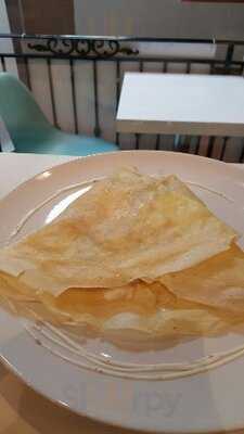 Wafflian - Belgian Waffle & Cupcake Bar