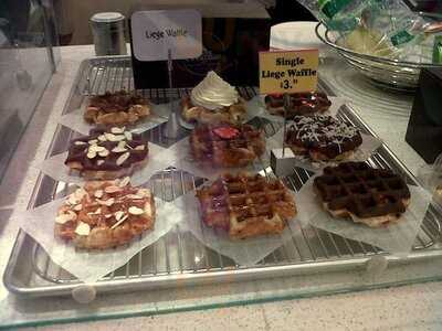 Wafflian - Belgian Waffle & Cupcake Bar
