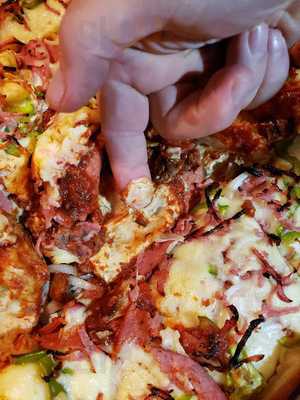 Chicago Deep Dish Pizza - Forest Lawn