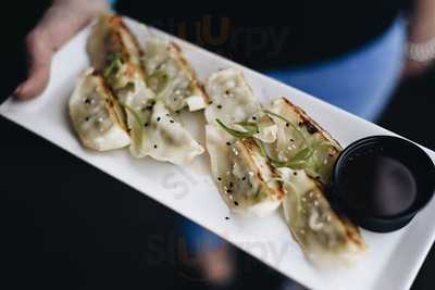 Mcgillicutty's Pub & Pizzeria