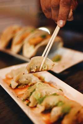 Mcgillicutty's Pub & Pizzeria