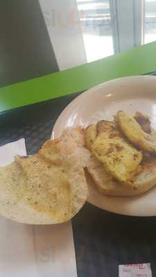 Ismailos Le Roi De La Poutine