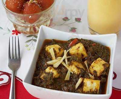 Restaurant Tandoor Plus