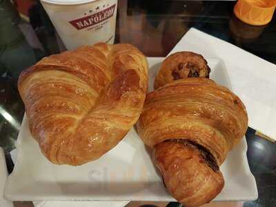 Patisserie Chez De Gaulle