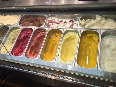 Patisserie Chez De Gaulle