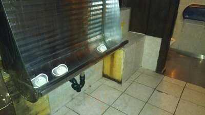 Bar Aux Trois Devins