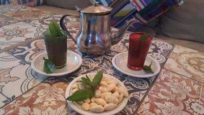 Le Balcon Cafe-resto-lounge