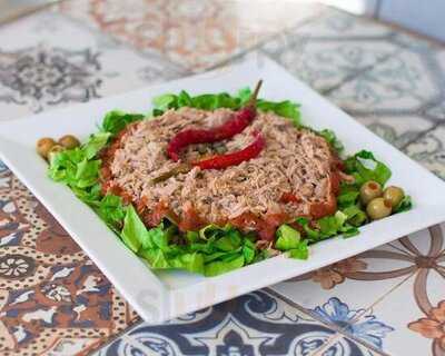 Le Balcon Cafe-resto-lounge