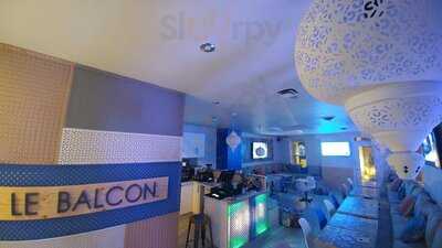 Le Balcon Cafe-resto-lounge
