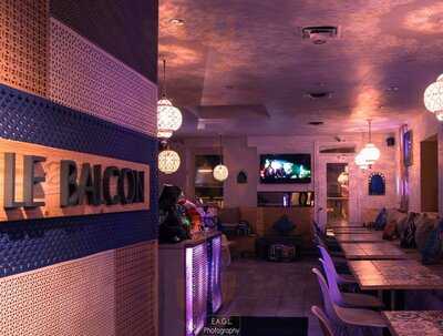 Le Balcon Cafe-resto-lounge