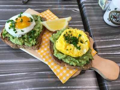 Cafe Leonidas Cote-des-neiges