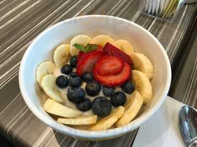 Cafe Leonidas Cote-des-neiges