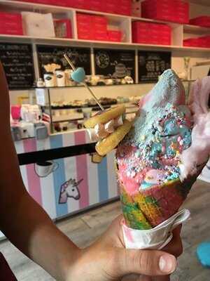 Cutiepie Cupcakes & Co. Espresso Coffee Bar