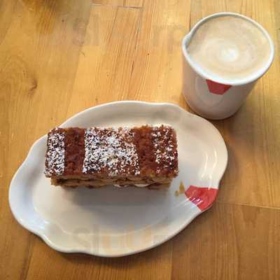 Cardeline Patisserie & Cafe