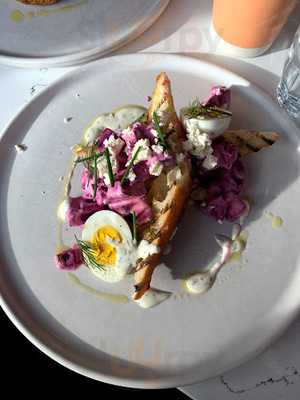 Cardeline Patisserie & Cafe